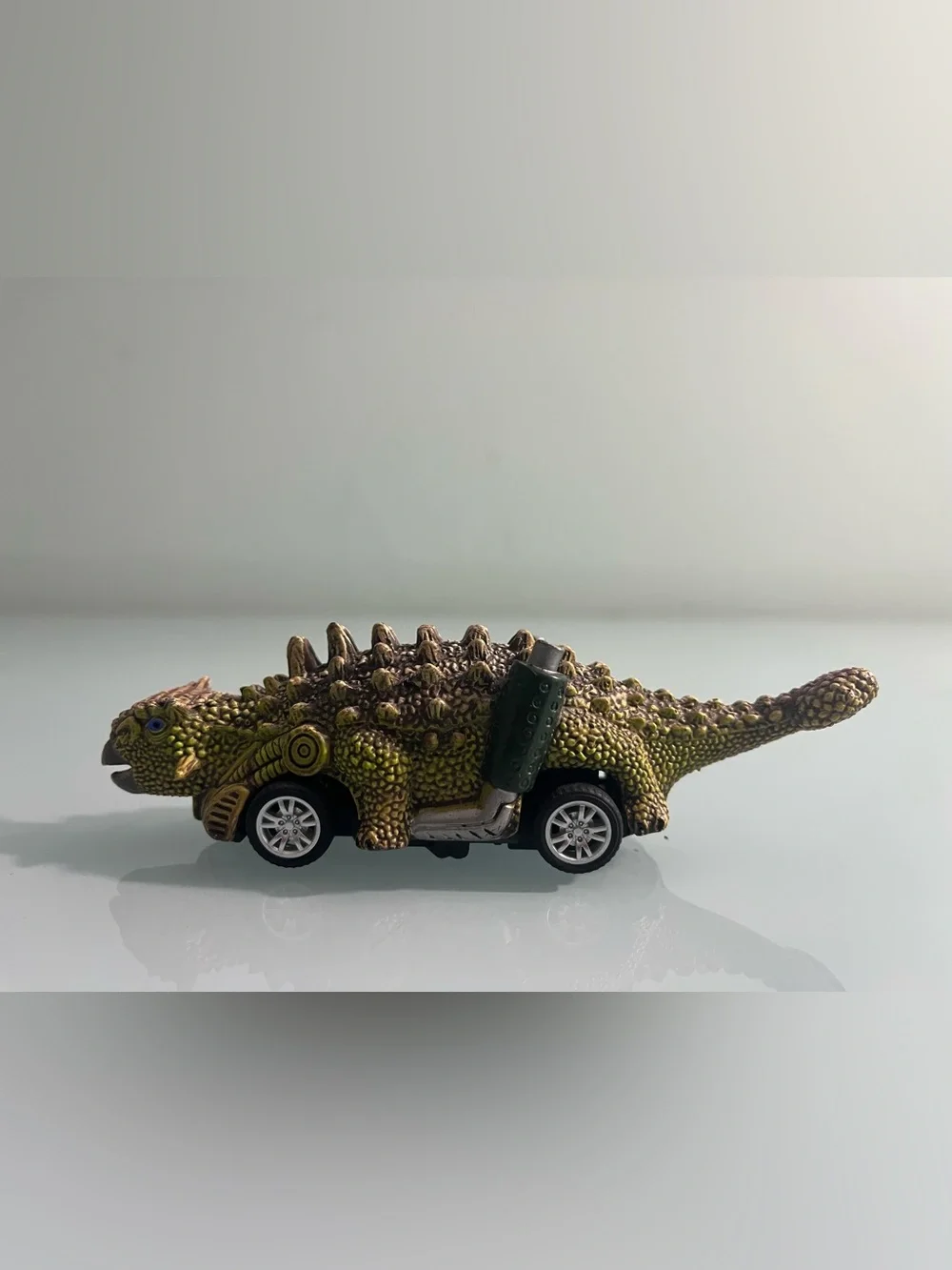 Dinobros pull back dinosaur cars